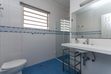Casa à venda com 192m², 3 quartos e 2 vagas Casa à venda com 192m², 3 quartos e 2 vagasBanheiro Social