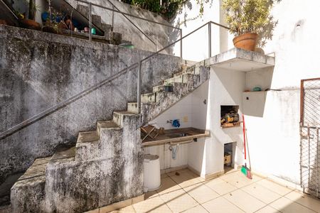 Casa à venda com 192m², 3 quartos e 2 vagas Casa à venda com 192m², 3 quartos e 2 vagasÁrea de Churrasqueira