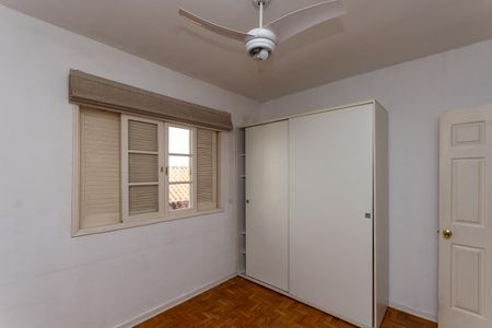 Casa à venda com 192m², 3 quartos e 2 vagas Casa à venda com 192m², 3 quartos e 2 vagasQuarto 2