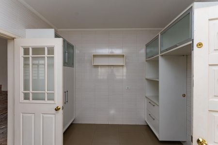 Cozinha de casa para alugar com 3 quartos, 192m² em Lapa, São Paulo