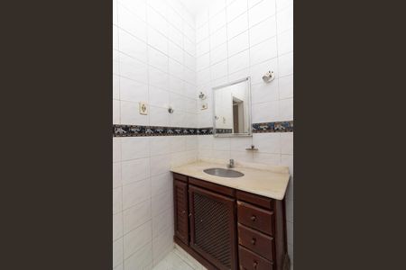 Apartamento à venda com 100m², 2 quartos e sem vaga Apartamento à venda com 100m², 2 quartos e sem vagaBanheiro Social