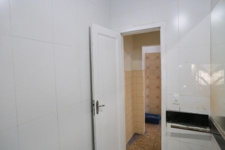 Banheiro de casa para alugar com 2 quartos, 100m² em Ipiranga, Belo Horizonte