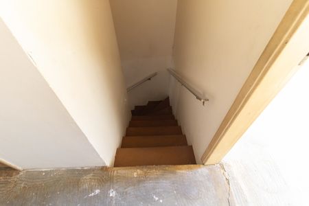 Escada de casa à venda com 2 quartos, 104m² em Sacoma, São Paulo