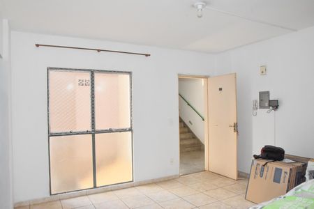 Sala de apartamento à venda com 2 quartos, 57m² em Jardim Primavera, Jundiaí