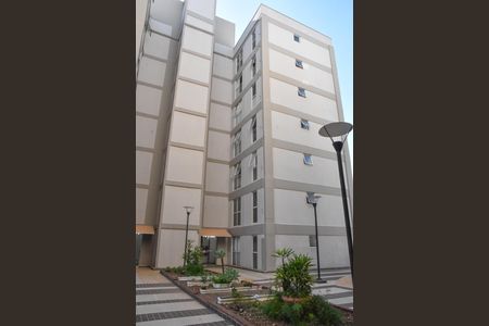 Apartamento à venda com 57m², 2 quartos e 1 vaga Apartamento à venda com 57m², 2 quartos e 1 vagaFachada