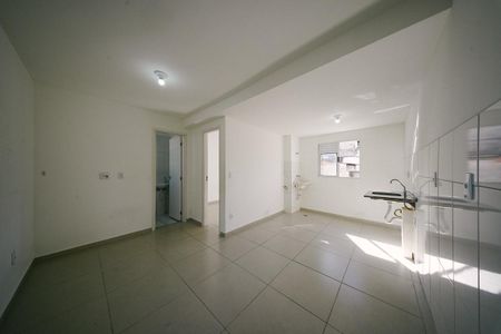 Sala/Cozinha e Área de Serviço de apartamento para alugar com 1 quarto, 30m² em Tremembé, São Paulo