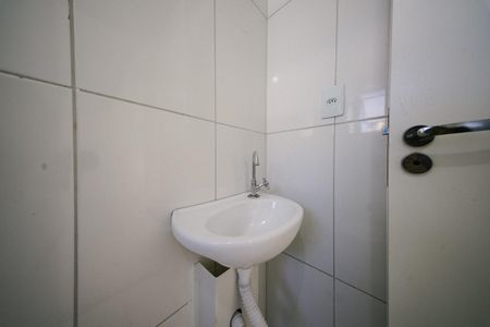Banheiro de apartamento para alugar com 1 quarto, 30m² em Tremembé, São Paulo