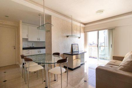Sala de apartamento para alugar com 1 quarto, 56m² em Centro, Curitiba