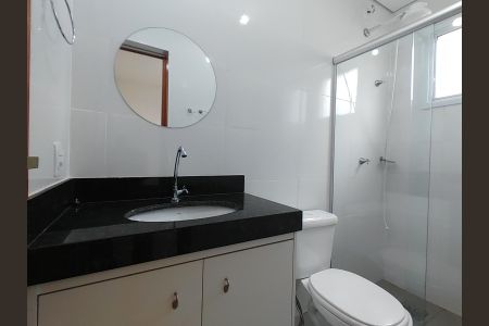 Quarto de apartamento para alugar com 2 quartos, 55m² em Santa Mônica, Uberlândia