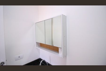 Banheiro de apartamento para alugar com 1 quarto, 30m² em Jardim Angela (zona Leste), São Paulo