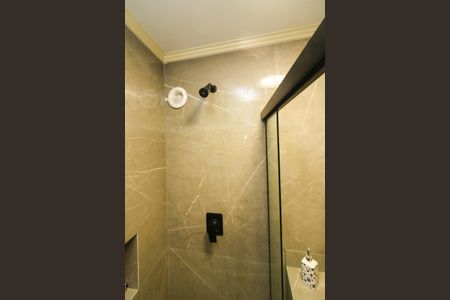 Apartamento à venda com 105m², 3 quartos e 1 vaga Apartamento à venda com 105m², 3 quartos e 1 vagaBanheiro 2