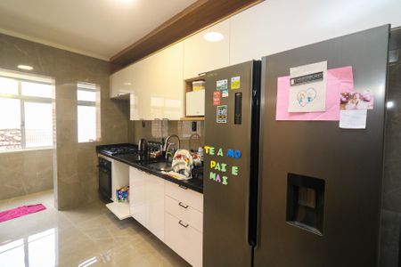Cozinha de apartamento à venda com 3 quartos, 105m² em Santo Antônio, Porto Alegre