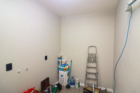 Quarto de Serviço de apartamento à venda com 3 quartos, 105m² em Santo Antônio, Porto Alegre