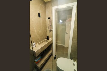 Apartamento à venda com 105m², 3 quartos e 1 vaga Apartamento à venda com 105m², 3 quartos e 1 vagaBanheiro 2