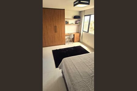Apartamento para alugar com 182m², 3 quartos e 1 vaga Apartamento para alugar com 182m², 3 quartos e 1 vagaQuarto 2