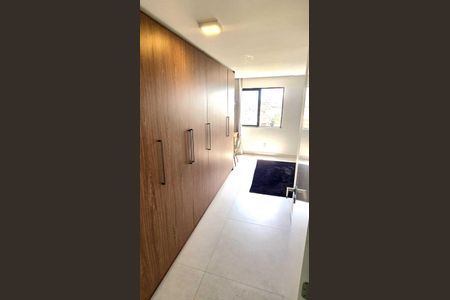 Apartamento para alugar com 182m², 3 quartos e 1 vaga Apartamento para alugar com 182m², 3 quartos e 1 vagaQuarto 2