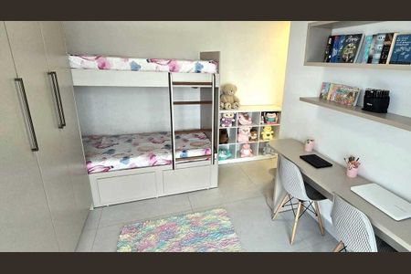 Apartamento para alugar com 182m², 3 quartos e 1 vaga Apartamento para alugar com 182m², 3 quartos e 1 vagaQuarto 3