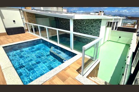 Apartamento para alugar com 182m², 3 quartos e 1 vaga Apartamento para alugar com 182m², 3 quartos e 1 vagaPiscina