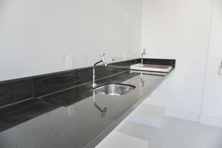 Studio à venda com 44m², 1 quarto e 1 vaga Studio à venda com 44m², 1 quarto e 1 vagaCozinha e Área de Serviço