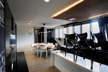 Studio à venda com 44m², 1 quarto e 1 vaga Studio à venda com 44m², 1 quarto e 1 vagaÁrea comum - Salão de festas