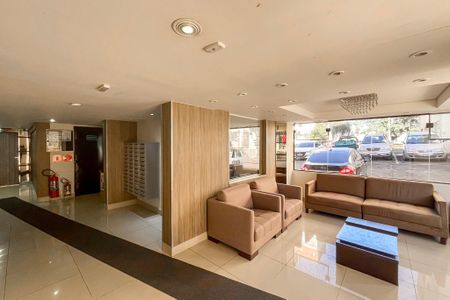 Apartamento à venda com 53m², 2 quartos e 1 vaga Apartamento à venda com 53m², 2 quartos e 1 vagaHall social