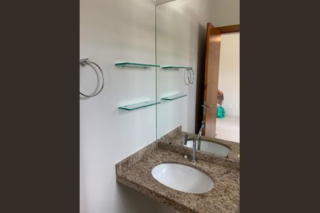 Banheiro de casa para alugar com 3 quartos, 90m² em Vila Gea, São Paulo