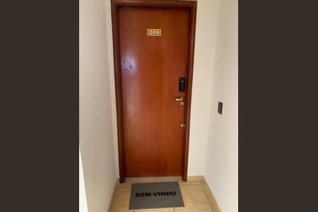 Entrada de apartamento para alugar com 1 quarto, 42m² em Jardim da Luz, Goiânia