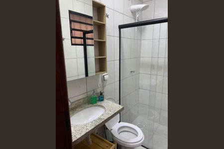Banheiro de apartamento para alugar com 1 quarto, 42m² em Jardim da Luz, Goiânia