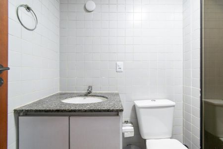 Banheiro  de apartamento para alugar com 2 quartos, 55m² em Vila Mascote, São Paulo