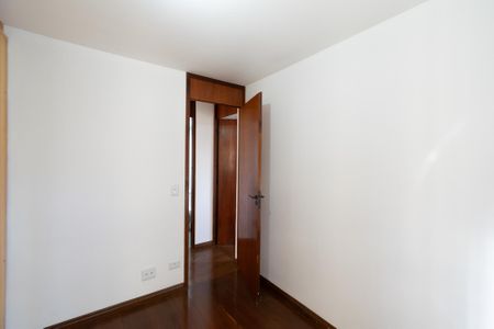 Quarto 2 de apartamento para alugar com 2 quartos, 55m² em Vila Mascote, São Paulo