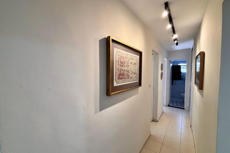 Apartamento à venda com 77m², 2 quartos e 1 vaga Apartamento à venda com 77m², 2 quartos e 1 vagaCorredor