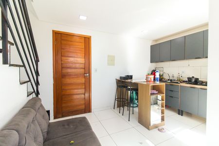 Sala/Cozinha de apartamento à venda com 1 quarto, 35m² em Cidade Líder, São Paulo