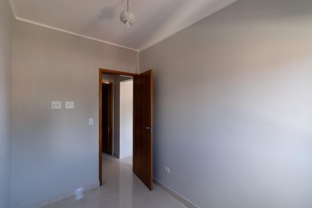 Quarto 1 de casa para alugar com 2 quartos, 44m² em Guaianases, São Paulo