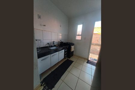 Cozinha de casa para alugar com 2 quartos, 73m² em Jardim Cristo Redentor, Ribeirão Preto
