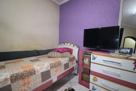 Casa para alugar com 300m², 3 quartos e 2 vagasQuarto 