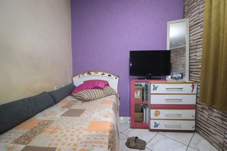 Casa para alugar com 300m², 3 quartos e 2 vagasQuarto 