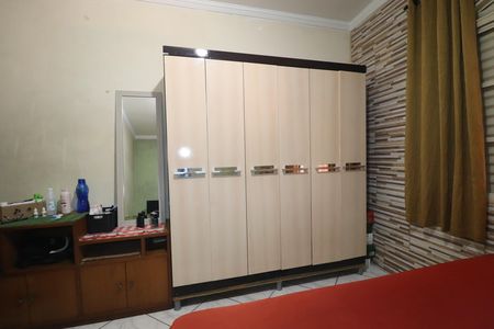 Casa para alugar com 300m², 3 quartos e 2 vagasQuarto 2