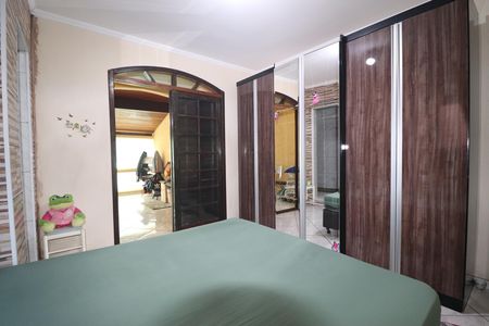 Casa para alugar com 300m², 3 quartos e 2 vagasSuíte