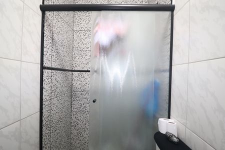 Casa para alugar com 300m², 3 quartos e 2 vagasBanheiro social