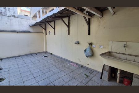 Área de Serviço  de casa para alugar com 2 quartos, 100m² em Jardim Orlandina, São Bernardo do Campo