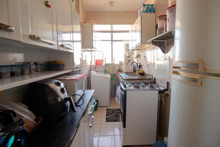 Cozinha de apartamento à venda com 1 quarto, 32m² em Irajá, Rio de Janeiro