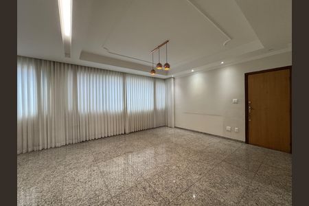Apartamento à venda com 131m², 3 quartos e 2 vagas Apartamento à venda com 131m², 3 quartos e 2 vagasSala