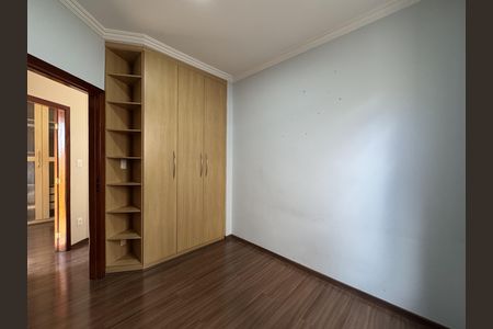 Quarto de apartamento à venda com 3 quartos, 131m² em Castelo, Belo Horizonte