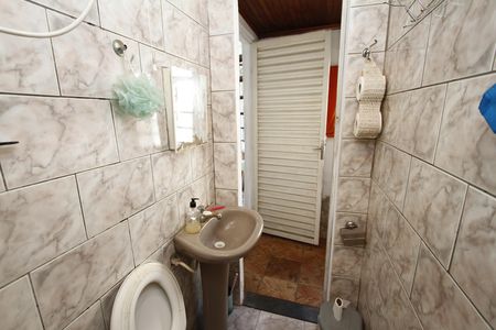 Casa para alugar com 300m², 6 quartos e 2 vagasBanheiro