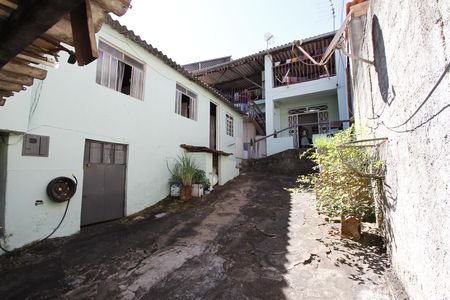 Casa para alugar com 300m², 6 quartos e 2 vagasÁrea externa