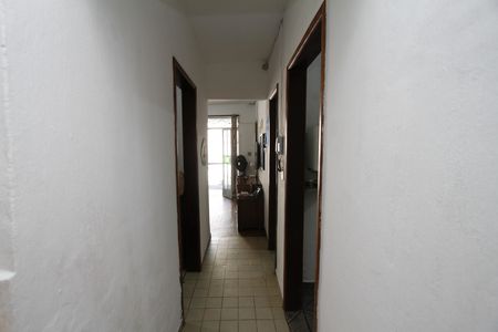 Casa para alugar com 300m², 6 quartos e 2 vagasCorredor