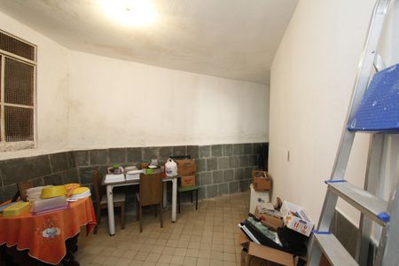 Casa para alugar com 300m², 6 quartos e 2 vagasDespensa