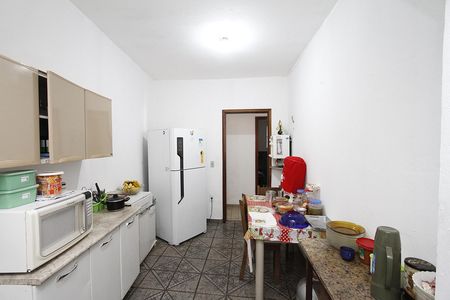 Casa para alugar com 300m², 6 quartos e 2 vagasCozinha