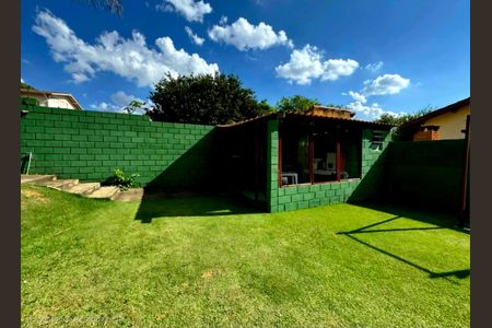 Casa à venda com 1000m², 3 quartos e 5 vagasÁrea Externa