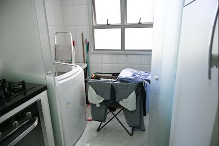 Apartamento à venda com 66m², 2 quartos e 1 vaga Apartamento à venda com 66m², 2 quartos e 1 vagaarea de serviço